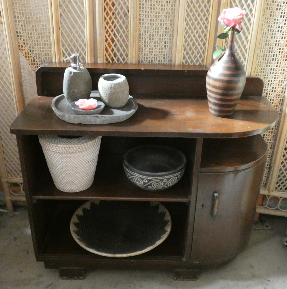 Petit meuble comptoir en teck des années 50, Java, Indonésie.