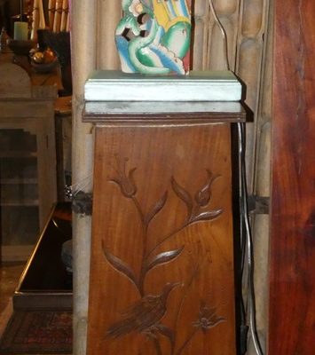 Sellette Art-Déco, en teck, Java, Indonésie.