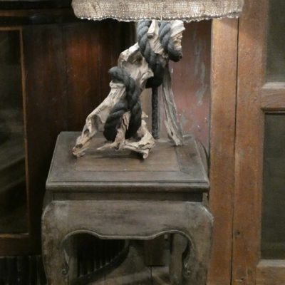 Petite table en teck, ancienne, Vietnam.