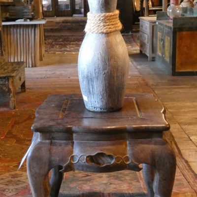 Petite table en teck, ancienne, Vietnam.