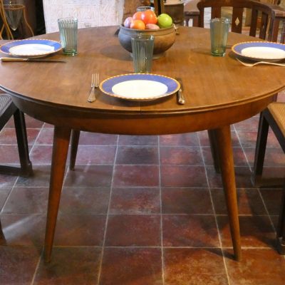 Table à rallonge en teck, Art-Déco, Java, Indonésie.