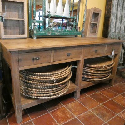 Consoles, Bureaux & Comptoirs