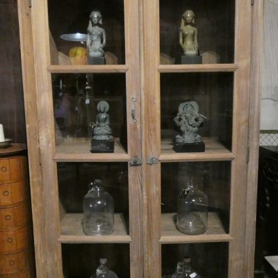 Vitrine en teck, ancienne, Rajasthan, Inde.